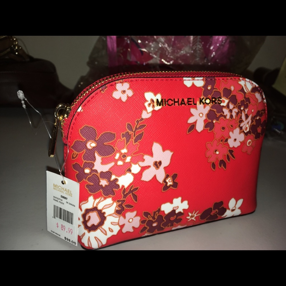 Micheal Kors travel pouch